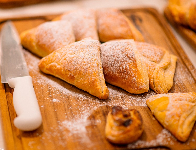 LEQUE – PÃO DOCE SEMI FOLHADO