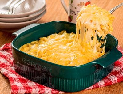 MACARRÃO COM QUEIJO